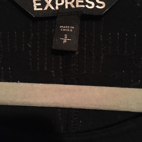 Express dress - Picture 3 of 3